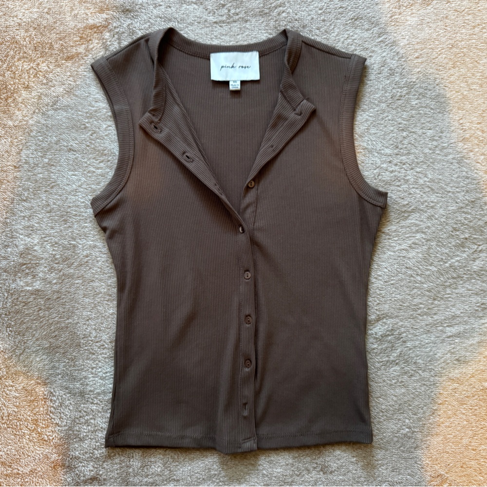 Pink Rose Chocolate Button-Down Sleeveless Top